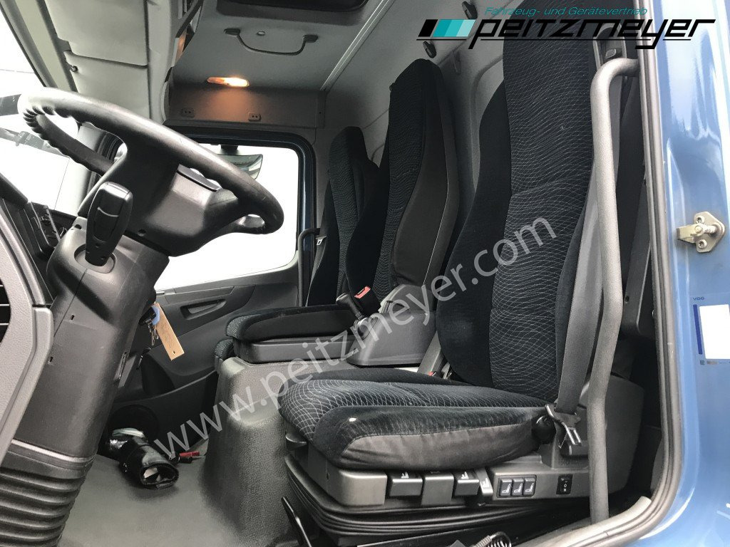 Box truck MERCEDES-BENZ Atego 818 L Koffer + LBW Euro 6, Klima, AHK,: picture 12