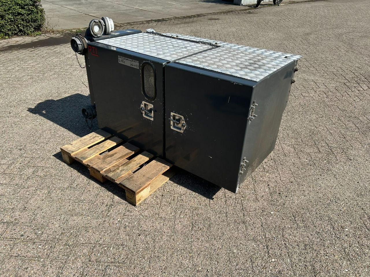 Ingersoll Rand Silo Compressor / CVS 1100 cub / 2.2 bar / Cooler / pto axle / air filter - A/C compressor for Truck: picture 3 Ingersoll Rand Silo Compressor / CVS 1100 cub / 2.2 bar / Cooler / pto axle / air filter - A/C compressor for Truck: picture 3