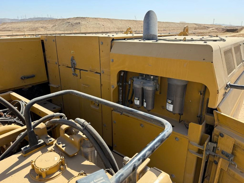 Cat 395 (Saudi Arabia) - Crawler excavator: picture 5 Cat 395 (Saudi Arabia) - Crawler excavator: picture 5
