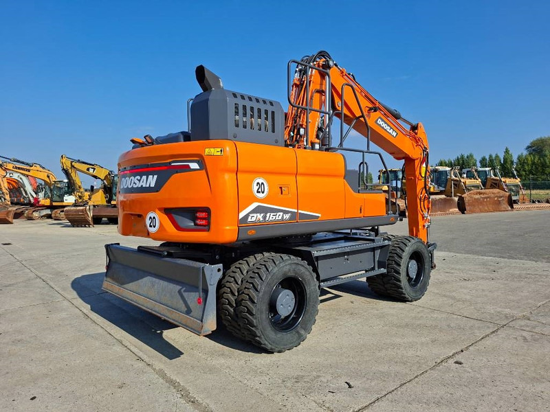 Doosan DX 160 W-7 (EX Demo) - Wheel excavator: picture 4 Doosan DX 160 W-7 (EX Demo) - Wheel excavator: picture 4