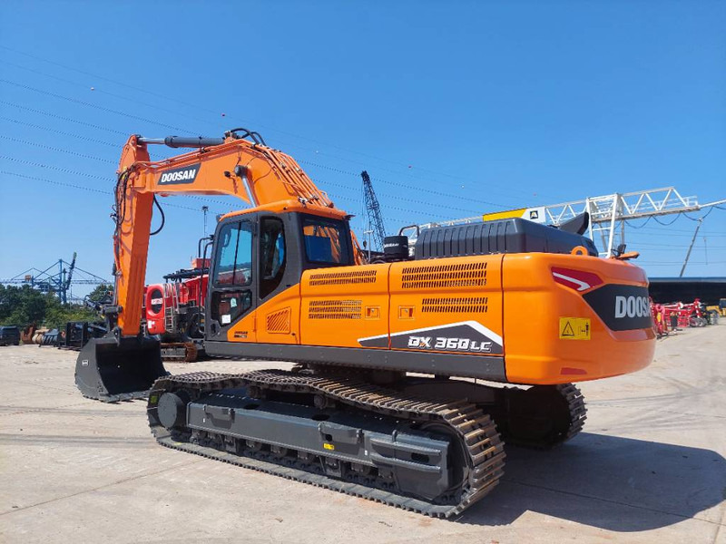 Doosan DX360LC-7M (2 pieces available) - Crawler excavator: picture 2 Doosan DX360LC-7M (2 pieces available) - Crawler excavator: picture 2