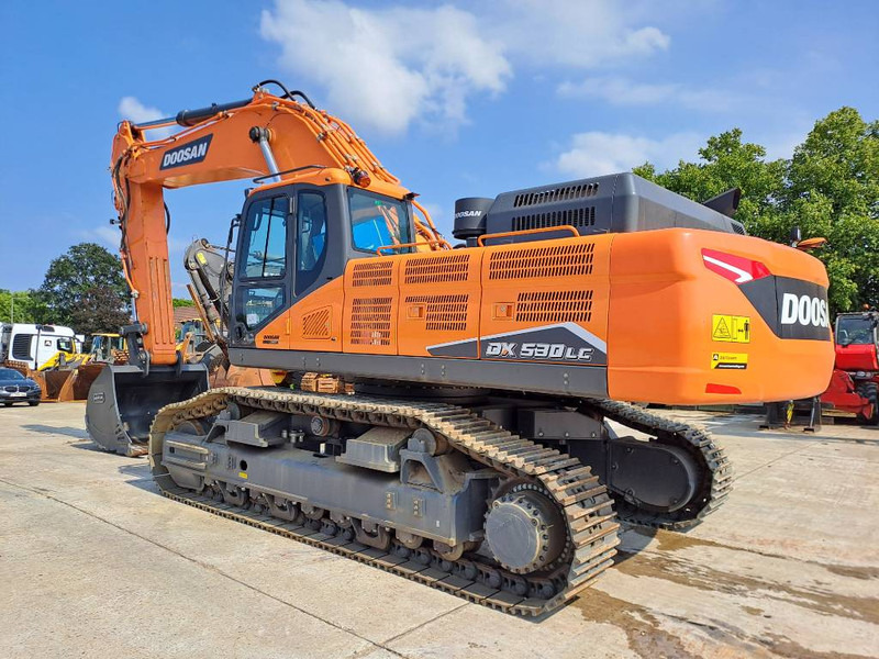Doosan DX530LC-7M (2 pieces available) - Crawler excavator: picture 2 Doosan DX530LC-7M (2 pieces available) - Crawler excavator: picture 2