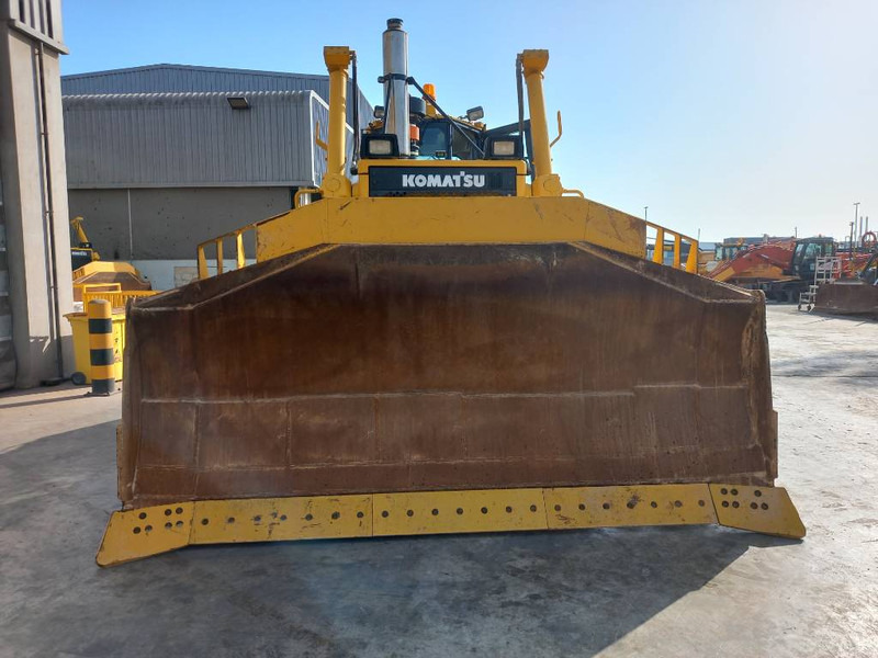 Komatsu D155A (4 Pieces available - Abu Dhabi) - Bulldozer: picture 5 Komatsu D155A (4 Pieces available - Abu Dhabi) - Bulldozer: picture 5
