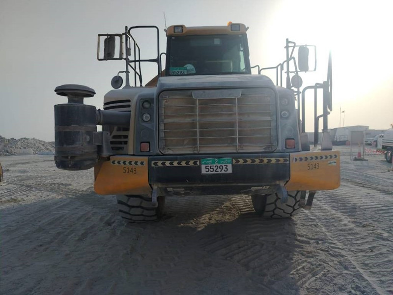 Articulated dumper Komatsu HM400-3R (4 pieces available in Abu Dhabi): picture 10 Articulated dumper Komatsu HM400-3R (4 pieces available in Abu Dhabi): picture 10