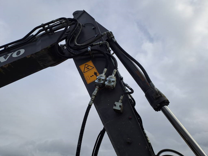 Wheel excavator Volvo EWR150E + Engcon Rototilt: picture 8 Wheel excavator Volvo EWR150E + Engcon Rototilt: picture 8