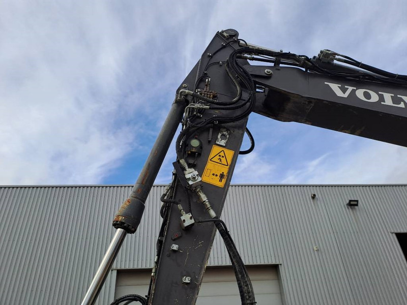 Wheel excavator Volvo EWR150E + Engcon Rototilt: picture 7 Wheel excavator Volvo EWR150E + Engcon Rototilt: picture 7