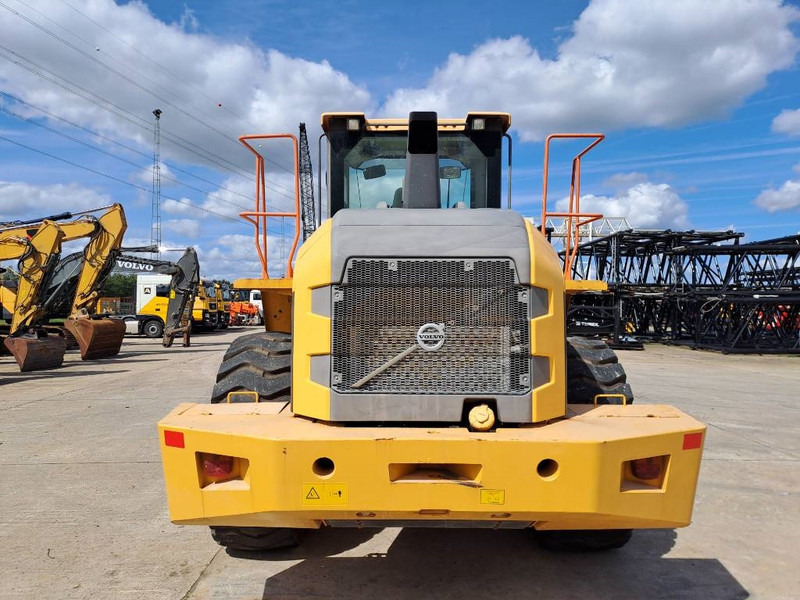 Volvo L 105 - Wheel loader: picture 3 Volvo L 105 - Wheel loader: picture 3