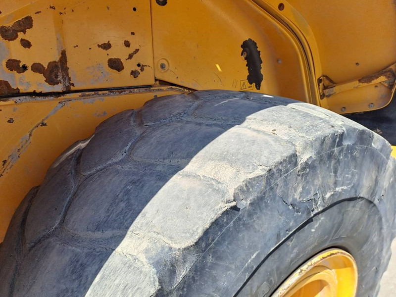 Wheel loader Volvo L 180 G: picture 14