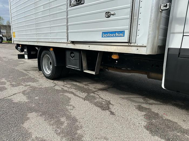 Iveco 35C14 - Box van: picture 4 Iveco 35C14 - Box van: picture 4