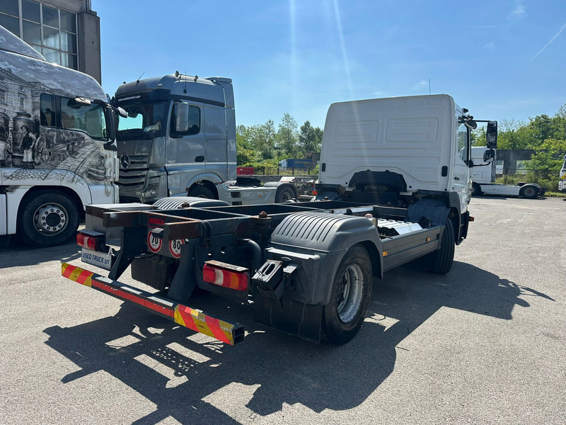 Mercedes-Benz Atego 13.23 - Cab chassis truck: picture 4 Mercedes-Benz Atego 13.23 - Cab chassis truck: picture 4