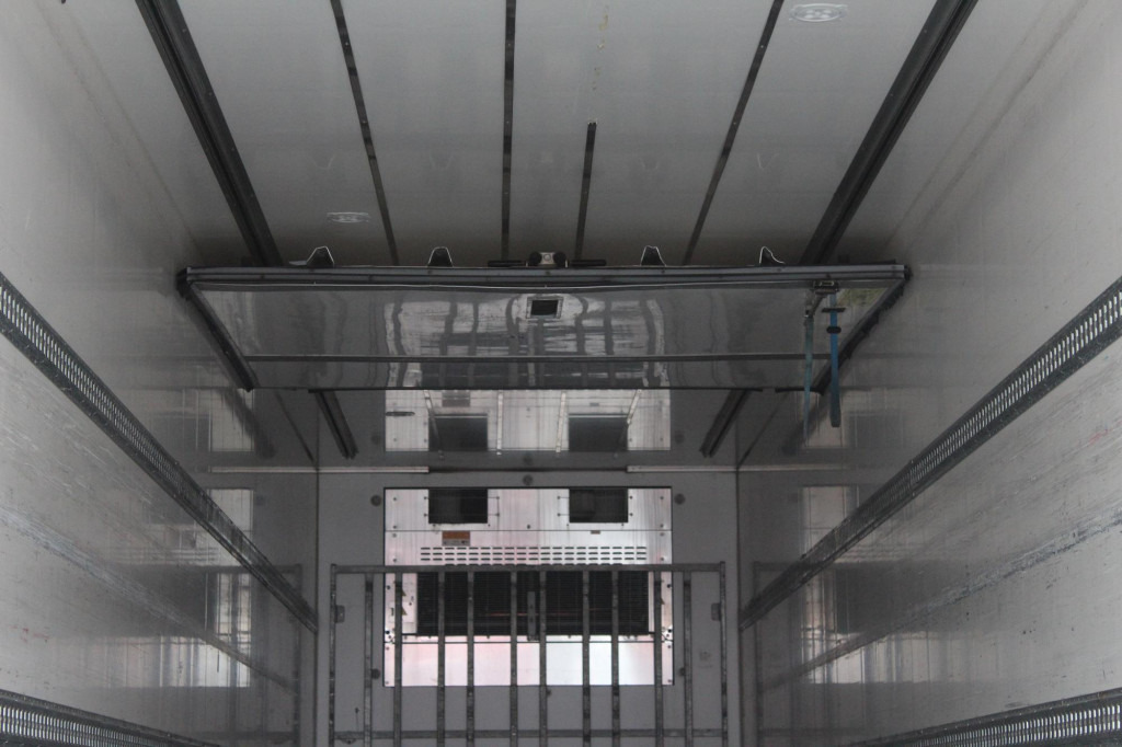 Refrigerator semi-trailer Chereau CV 1550  Strom  2,60h  TW  Liftachse  SAF  FRC: picture 12