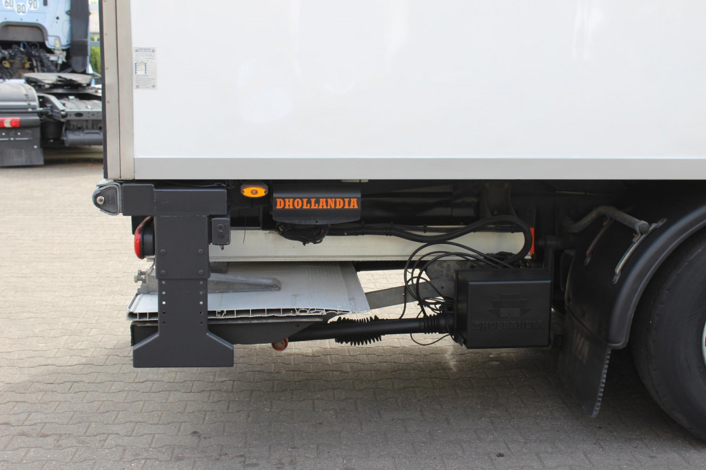 Refrigerator truck Daf LF  280 E6 Frigoblock LBW Rolltor Strom Klima: picture 7