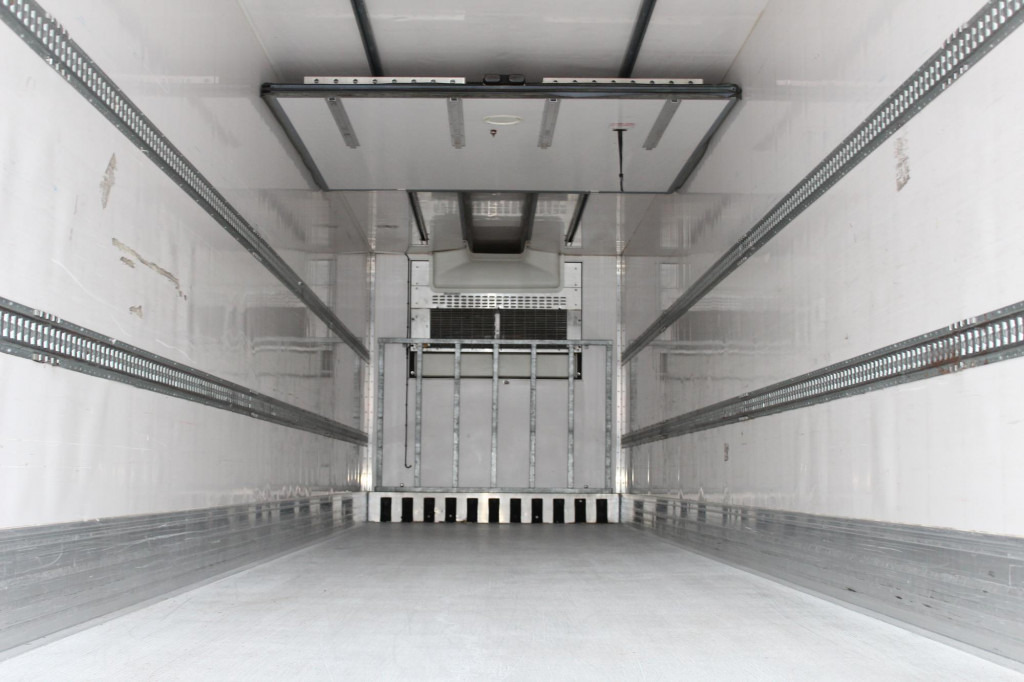 Lamberet CV 1350 2,65h Strom TW LBW FRC 27 - Refrigerator semi-trailer: picture 2 Lamberet CV 1350 2,65h Strom TW LBW FRC 27 - Refrigerator semi-trailer: picture 2
