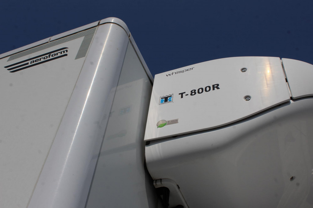 Mercedes-Benz Atego 1221 E6 TK T-800 R Strom Türen+LBW - Refrigerator truck: picture 5 Mercedes-Benz Atego 1221 E6 TK T-800 R Strom Türen+LBW - Refrigerator truck: picture 5