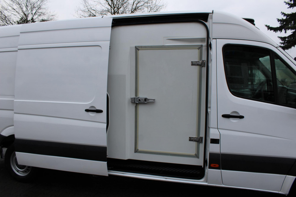 VW Crafter Tiefkühl Bi-Temp Maxi CX 350 MT Strom - Van: picture 2 VW Crafter Tiefkühl Bi-Temp Maxi CX 350 MT Strom - Van: picture 2