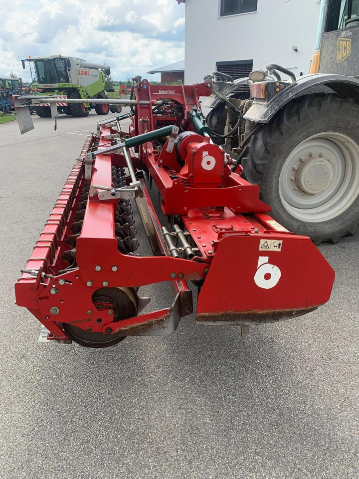 Breviglieri Makfold 300 Kreiselegge / 6m AB / Zinken NEU - Soil tillage equipment: picture 5 Breviglieri Makfold 300 Kreiselegge / 6m AB / Zinken NEU - Soil tillage equipment: picture 5