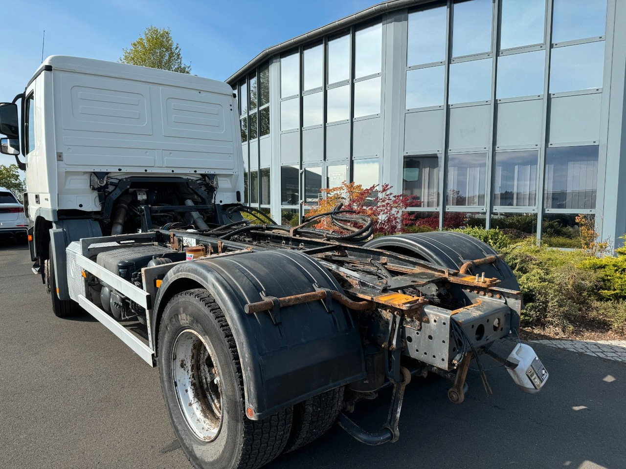 Mercedes-Benz Actros 1832 MP 3 Mercedes-Benz Actros 1832 MP 3 - Cab chassis truck: picture 3 Mercedes-Benz Actros 1832 MP 3 Mercedes-Benz Actros 1832 MP 3 - Cab chassis truck: picture 3