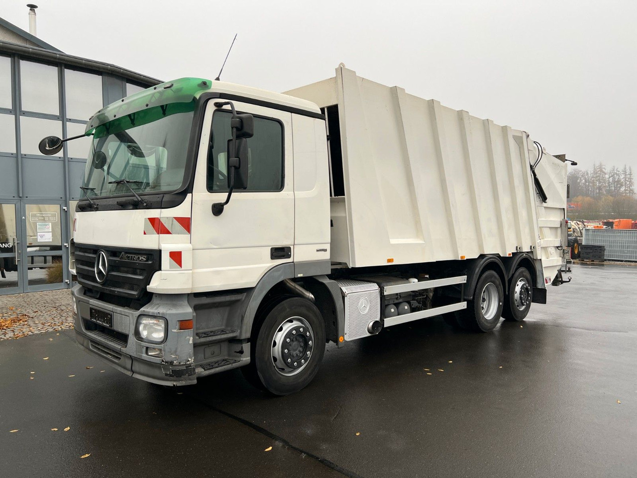 Mercedes-Benz Actros 2532 6x2 Faun Vario 524 Euro 5 Mercedes-Benz Actros 2532 6x2 Faun Vario 524 Euro 5 - Garbage truck: picture 1 Mercedes-Benz Actros 2532 6x2 Faun Vario 524 Euro 5 Mercedes-Benz Actros 2532 6x2 Faun Vario 524 Euro 5 - Garbage truck: picture 1