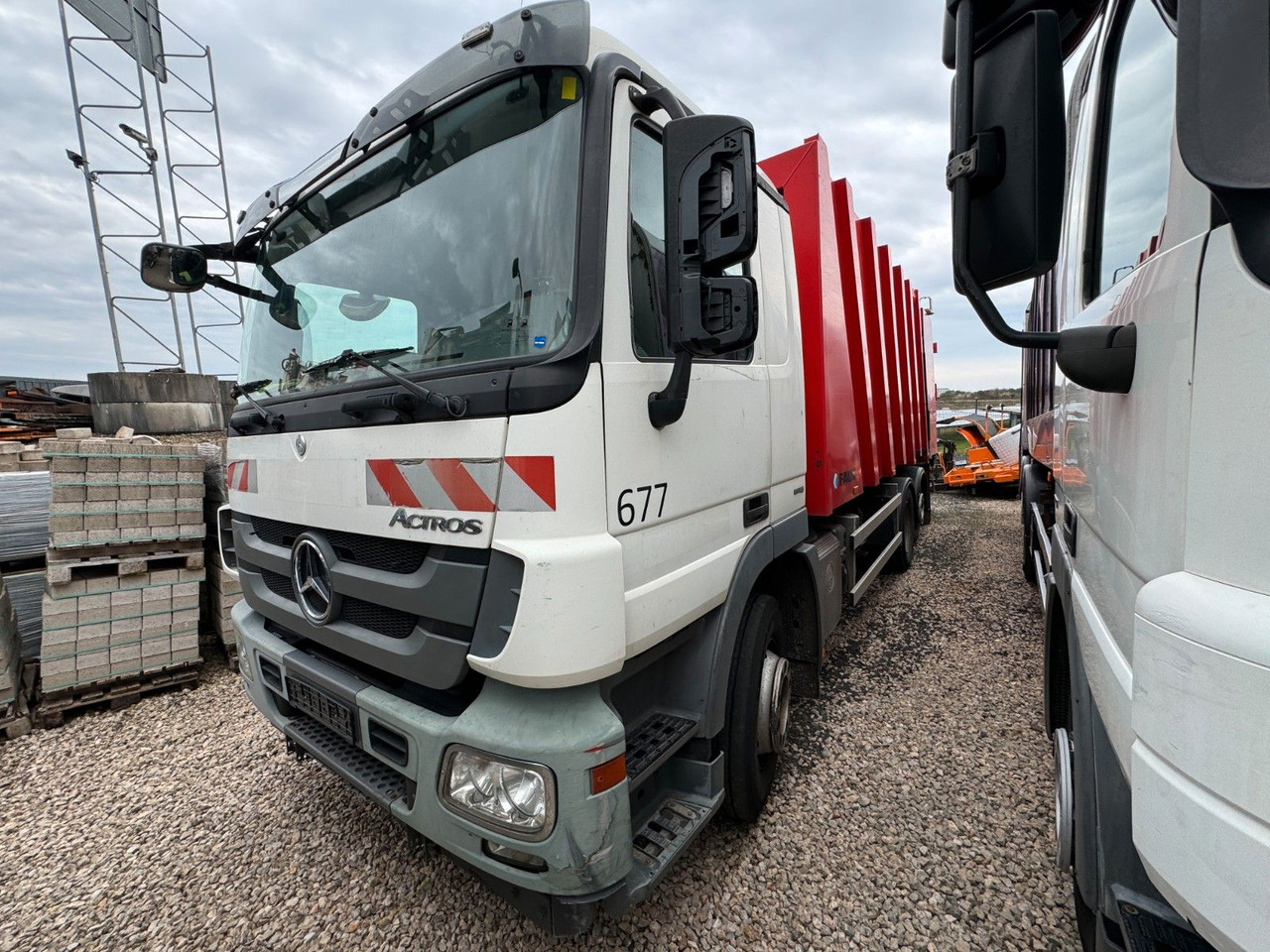 Mercedes-Benz Actros 2532 6x2 MP3 Faun Power Press 524 Mercedes-Benz Actros 2532 6x2 MP3 Faun Power Press 524 - Garbage truck: picture 3 Mercedes-Benz Actros 2532 6x2 MP3 Faun Power Press 524 Mercedes-Benz Actros 2532 6x2 MP3 Faun Power Press 524 - Garbage truck: picture 3