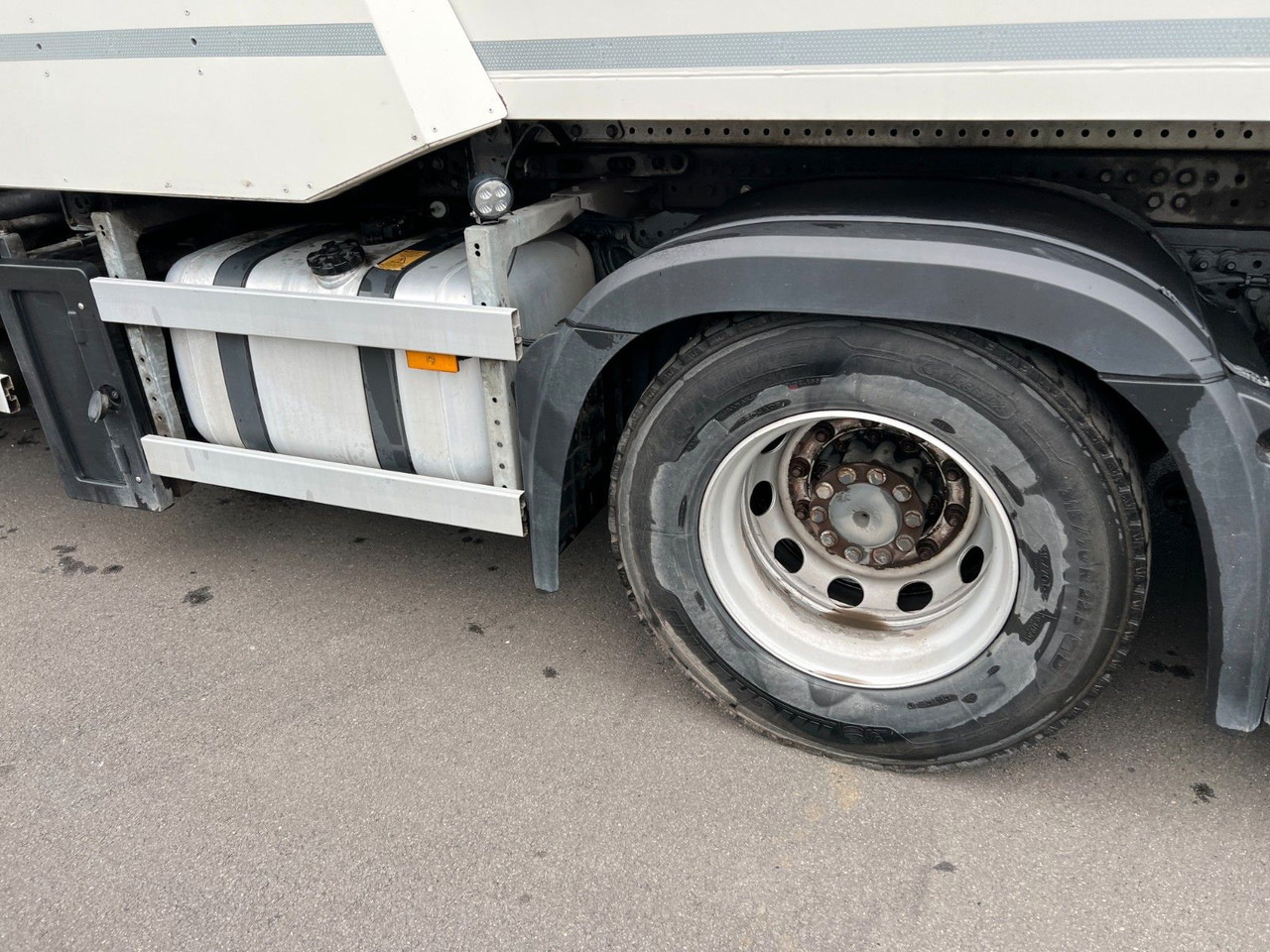 Mercedes-Benz Antos 2533 6x2 Seitenlader Faun Sidepress Mercedes-Benz Antos 2533 6x2 Seitenlader Faun Sidepress - Garbage truck: picture 5 Mercedes-Benz Antos 2533 6x2 Seitenlader Faun Sidepress Mercedes-Benz Antos 2533 6x2 Seitenlader Faun Sidepress - Garbage truck: picture 5