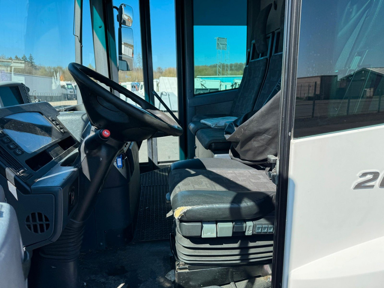Garbage truck Mercedes-Benz Econic 2633 6x2 Faun Variopress 522 + Zoeller: picture 13
