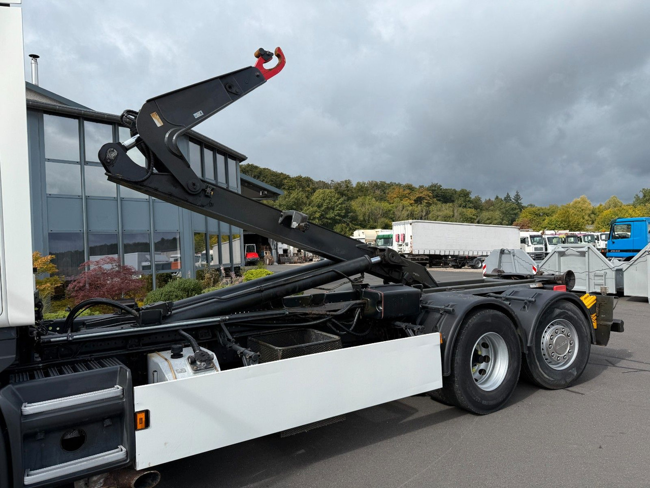 Scania G 440 LB 6x2 Knickhaken Retarder, Klima - Hook lift truck: picture 5 Scania G 440 LB 6x2 Knickhaken Retarder, Klima - Hook lift truck: picture 5