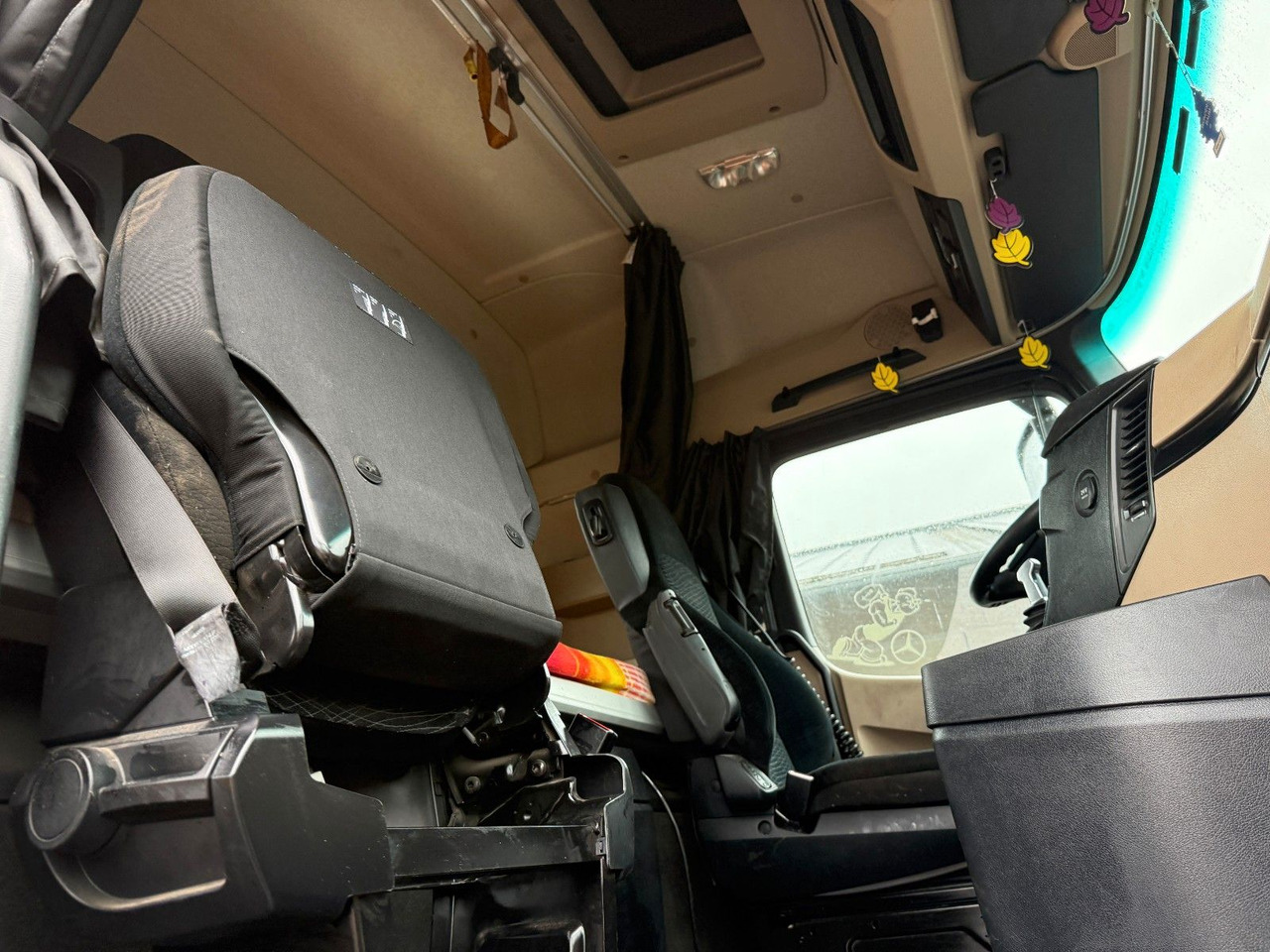 Mercedes-Benz Actros 1843 Stream Space, Hydraulik, Retarder - Tractor unit: picture 5 Mercedes-Benz Actros 1843 Stream Space, Hydraulik, Retarder - Tractor unit: picture 5