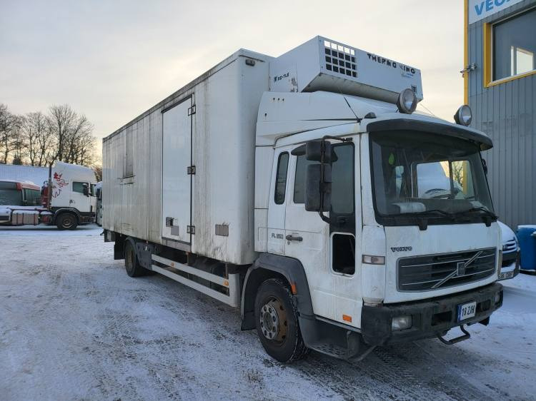 VOLVO FL 250 FOR SPAREPARTS  - Refrigerator truck: picture 1 VOLVO FL 250 FOR SPAREPARTS  - Refrigerator truck: picture 1