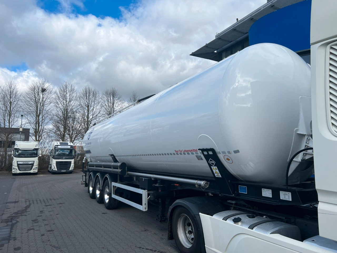 Feldbinder KIP 60.3 Feldbinder KIP 60.3 - Silo semi-trailer: picture 1 Feldbinder KIP 60.3 Feldbinder KIP 60.3 - Silo semi-trailer: picture 1
