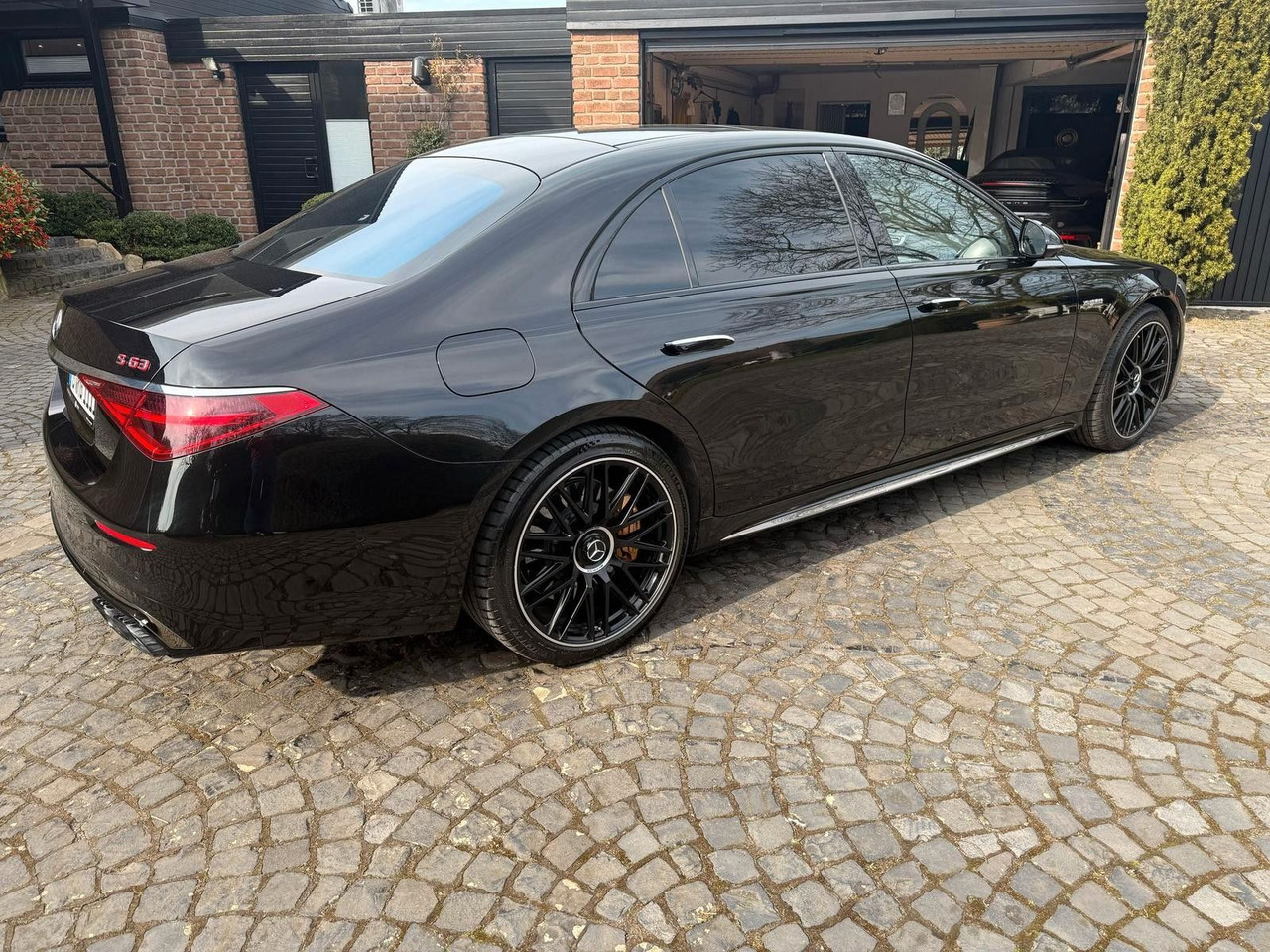 Mercedes-Benz S 63 AMG S -Klasse Lim. S 63 AMG e 4Matic+ L - Sedan: picture 4 Mercedes-Benz S 63 AMG S -Klasse Lim. S 63 AMG e 4Matic+ L - Sedan: picture 4