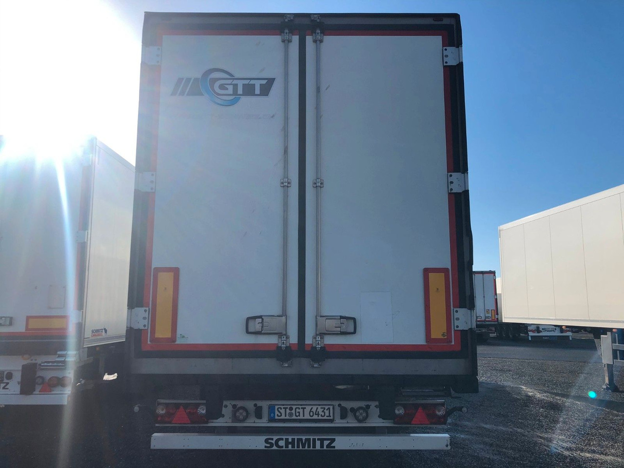 Schmitz Cargobull SKO 24/L -13.4 FP 60 COOL, Multitemp. - Refrigerator semi-trailer: picture 4 Schmitz Cargobull SKO 24/L -13.4 FP 60 COOL, Multitemp. - Refrigerator semi-trailer: picture 4