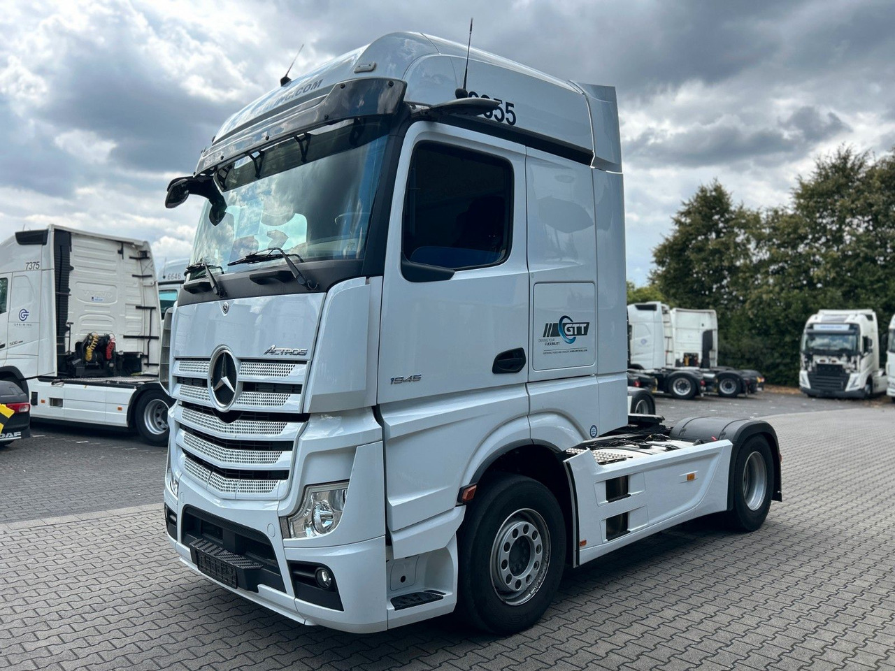 Tractor unit Mercedes-Benz 1845 LS 4x2, Bigspace, Retarder: picture 8