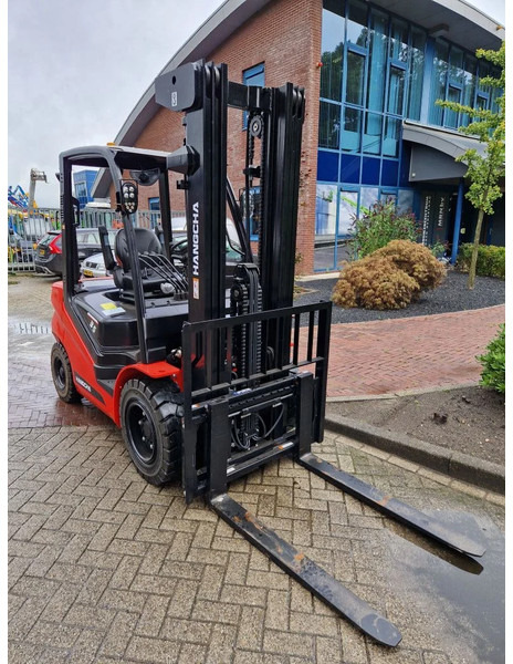 Hangcha CPCD35-XF2 - Forklift: picture 5 Hangcha CPCD35-XF2 - Forklift: picture 5