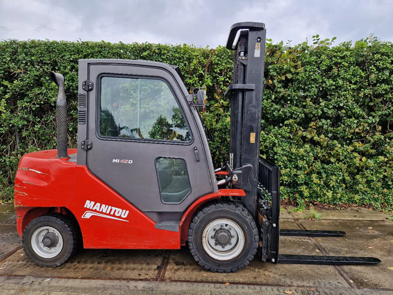 Manitou MI45D - Forklift: picture 3 Manitou MI45D - Forklift: picture 3