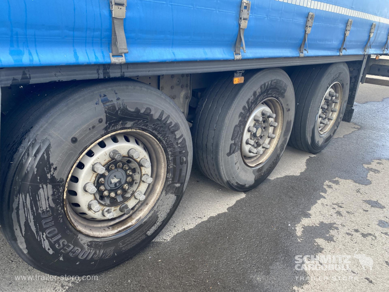 SCHMITZ Curtainsider Standard - Curtainsider semi-trailer: picture 5 SCHMITZ Curtainsider Standard - Curtainsider semi-trailer: picture 5