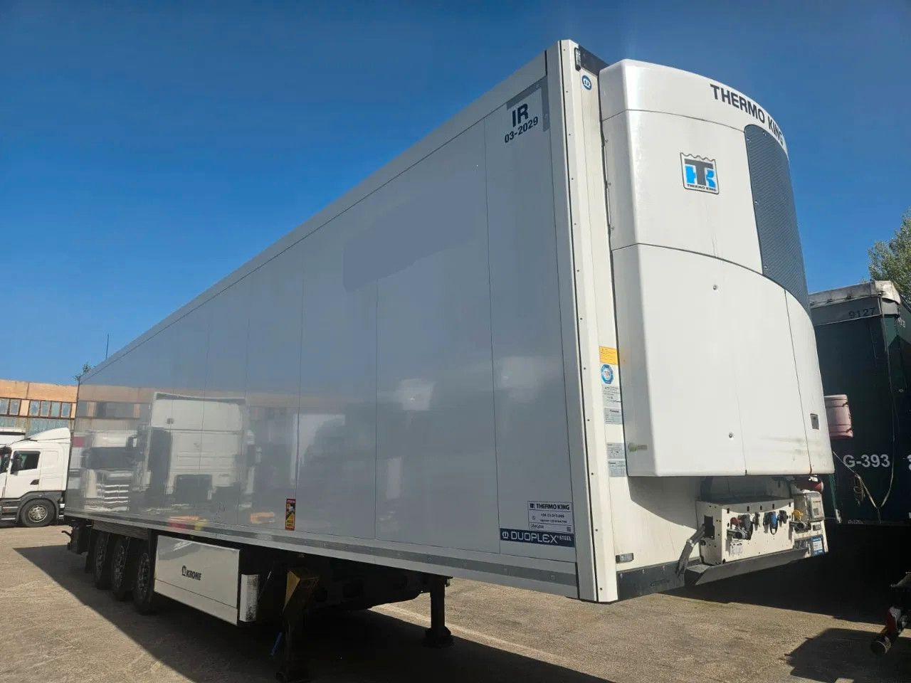 Krone SDR 27eL4-S - Frigo ThermoKing SLX300 - Lifting - Refrigerator semi-trailer: picture 2 Krone SDR 27eL4-S - Frigo ThermoKing SLX300 - Lifting - Refrigerator semi-trailer: picture 2