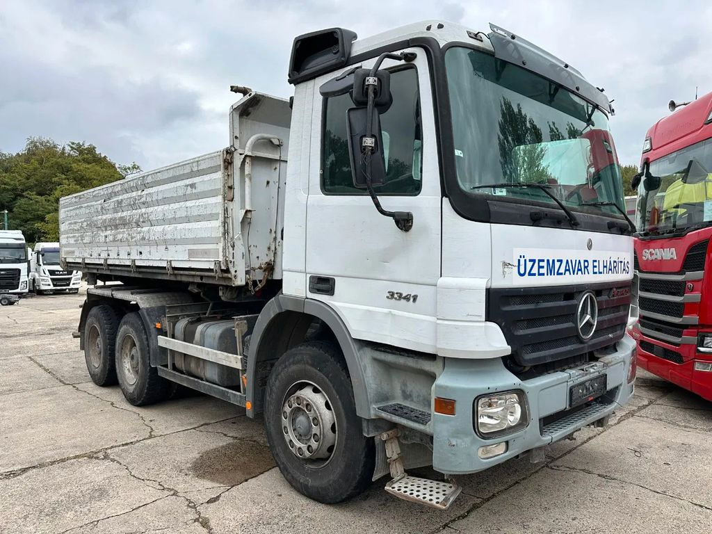 Mercedes-Benz Actros 3341 3 sided Tipper, 6x4, Euro 3, - Tipper: picture 2 Mercedes-Benz Actros 3341 3 sided Tipper, 6x4, Euro 3, - Tipper: picture 2