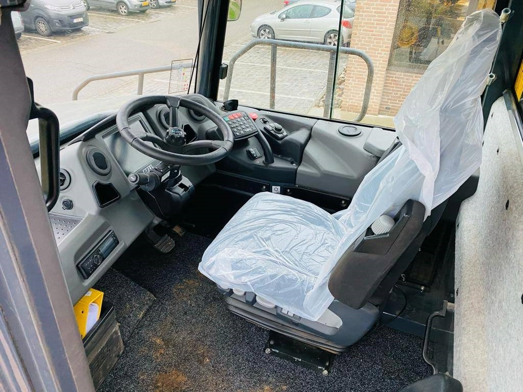 Articulated dumper Bell B 30 E: picture 7