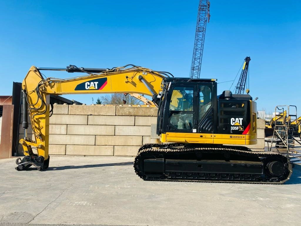 CAT 335 F L CR - Crawler excavator: picture 1 CAT 335 F L CR - Crawler excavator: picture 1