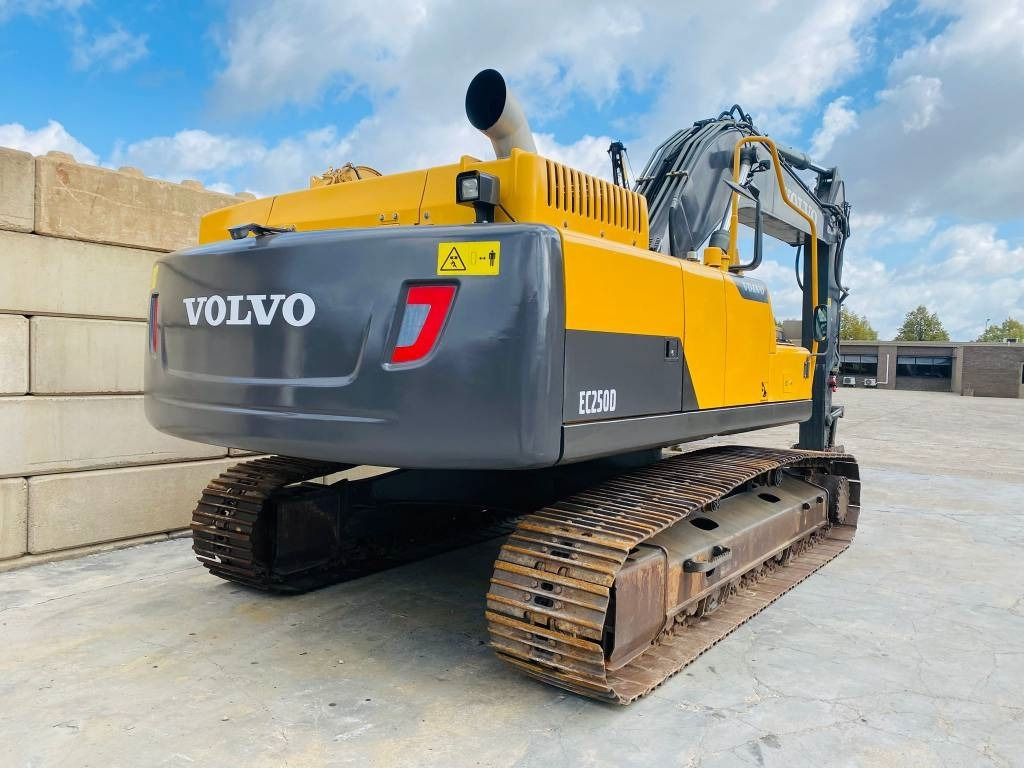 Volvo EC 250 D N L - Crawler excavator: picture 5 Volvo EC 250 D N L - Crawler excavator: picture 5