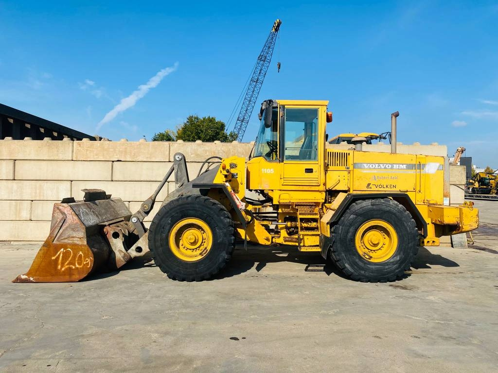 Volvo L 120 C - Wheel loader: picture 1 Volvo L 120 C - Wheel loader: picture 1