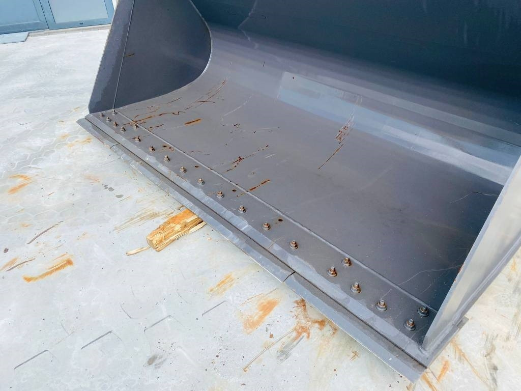 Volvo L 60 - Bucket for Construction machinery: picture 4 Volvo L 60 - Bucket for Construction machinery: picture 4