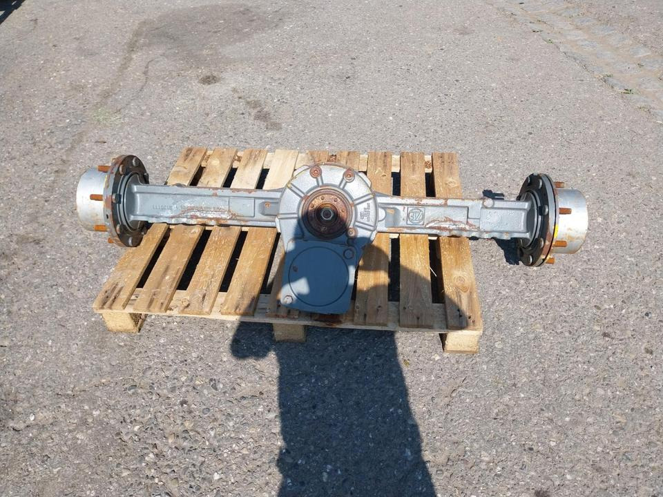 Achse ZF MT - L3020 Weidemann Lader Radlader - Axle and parts for Construction machinery: picture 1 Achse ZF MT - L3020 Weidemann Lader Radlader - Axle and parts for Construction machinery: picture 1