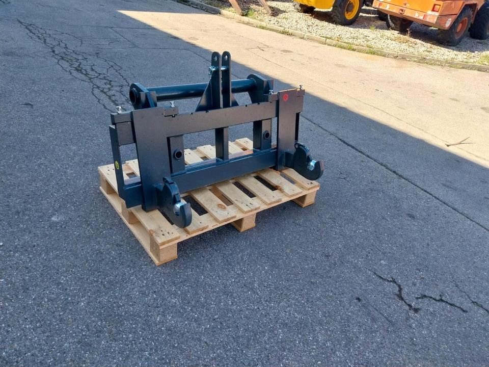 Adapter Manitou Teleskoplader auf 3 Punkt Kat II Palettengabel - Quick coupler: picture 1 Adapter Manitou Teleskoplader auf 3 Punkt Kat II Palettengabel - Quick coupler: picture 1