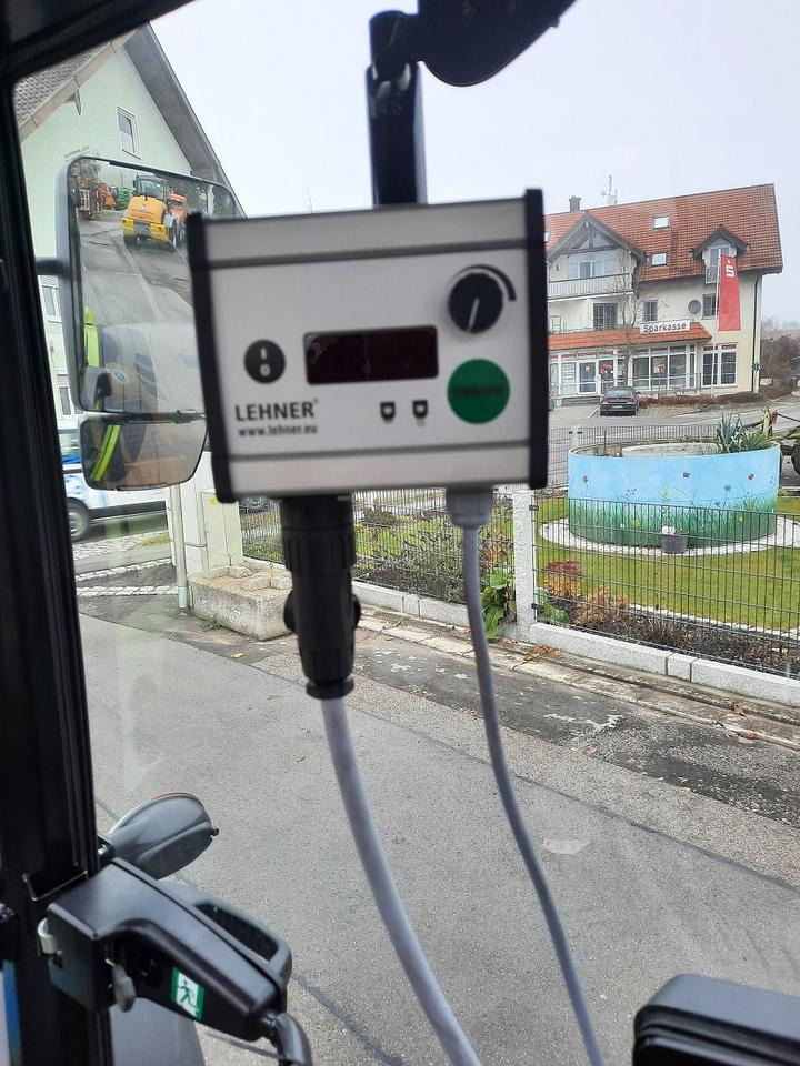 Lehner Polaro 110 Streuer Salzstreuer Radlader Winterdienst JCB - Sand/ Salt spreader: picture 4 Lehner Polaro 110 Streuer Salzstreuer Radlader Winterdienst JCB - Sand/ Salt spreader: picture 4