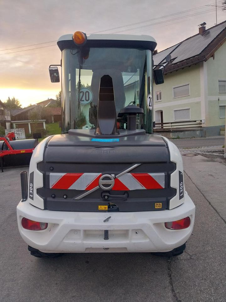 Radlader Volvo L 30 G Hoflader Lader Schaufellader 25 35 20 - Compact loader: picture 4 Radlader Volvo L 30 G Hoflader Lader Schaufellader 25 35 20 - Compact loader: picture 4