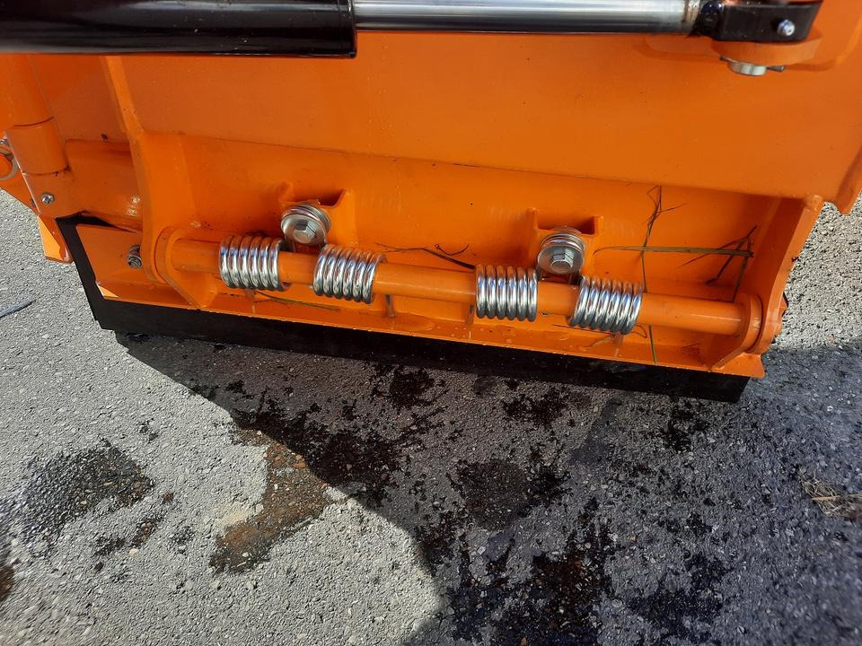 Schneeschild Vario 1,5m Schlepper Radlader Hoftrac Kramer Cat - Snow plough: picture 5 Schneeschild Vario 1,5m Schlepper Radlader Hoftrac Kramer Cat - Snow plough: picture 5