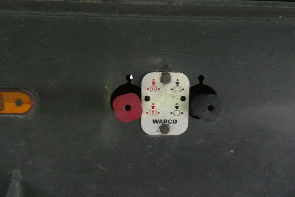 CARNEHL Kippauflieger CHKS A Kippauflieger - Tipper semi-trailer: picture 5 CARNEHL Kippauflieger CHKS A Kippauflieger - Tipper semi-trailer: picture 5