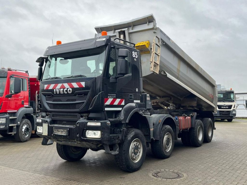 Iveco TRACKER AD450TW 4 Achs Muldenkipper Meiller - Tipper: picture 1 Iveco TRACKER AD450TW 4 Achs Muldenkipper Meiller - Tipper: picture 1