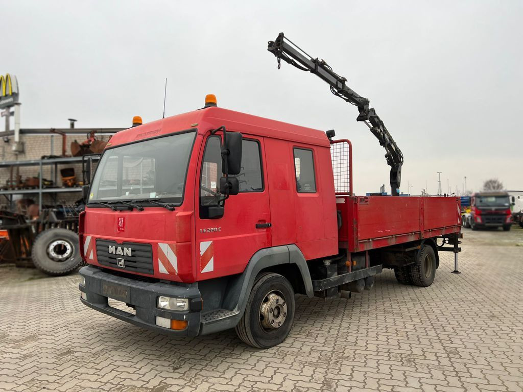 MAN LE 12.225 LC Pritsche Heckkran 6 Zylinder Doka T - Dropside/ Flatbed truck, Crane truck: picture 5 MAN LE 12.225 LC Pritsche Heckkran 6 Zylinder Doka T - Dropside/ Flatbed truck, Crane truck: picture 5